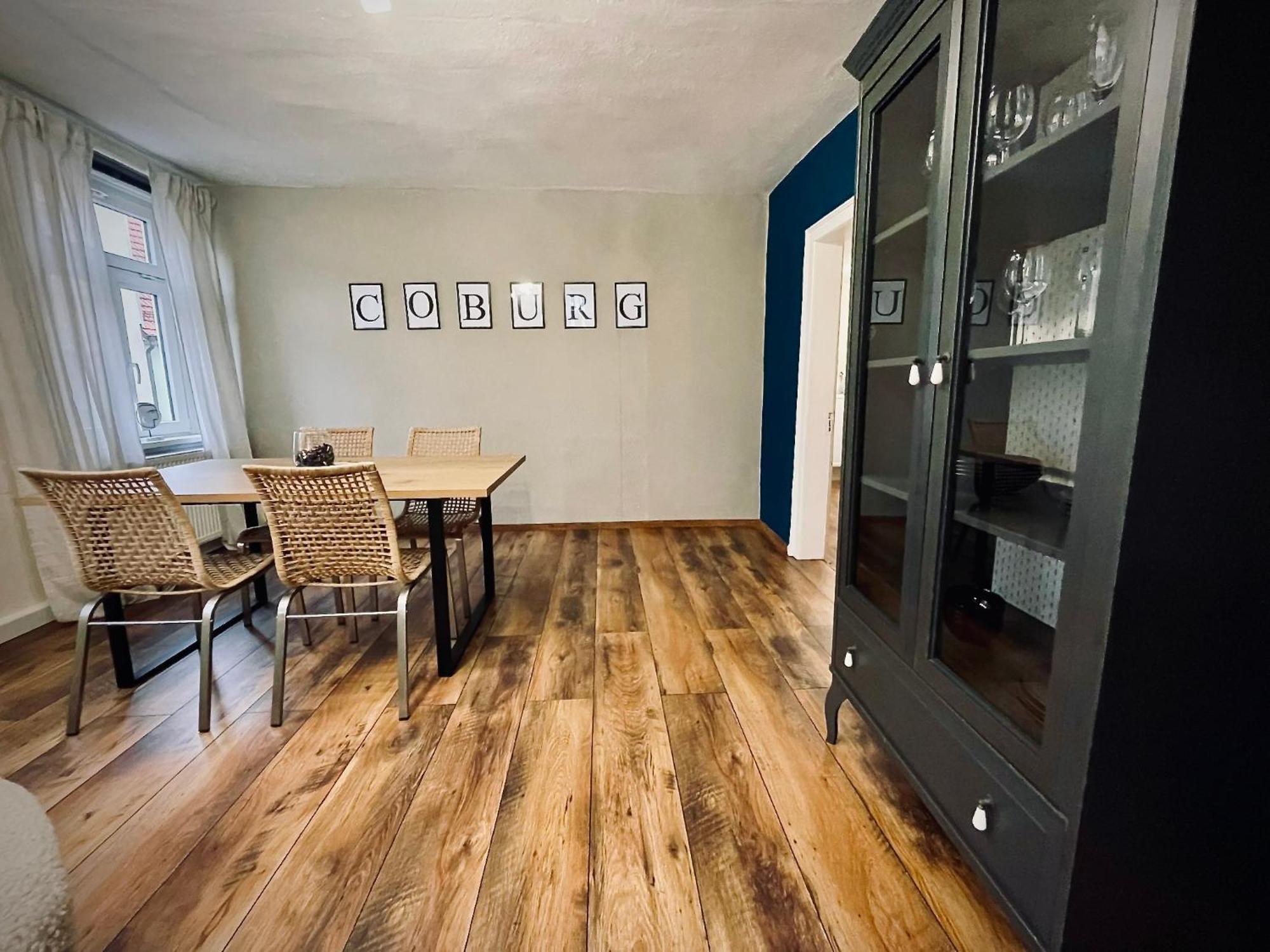 # One Apartment'S / Parkplatz / Schlossplatz Coburgo Exterior foto
